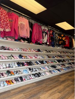 Laxkicks shoe store sz4-15