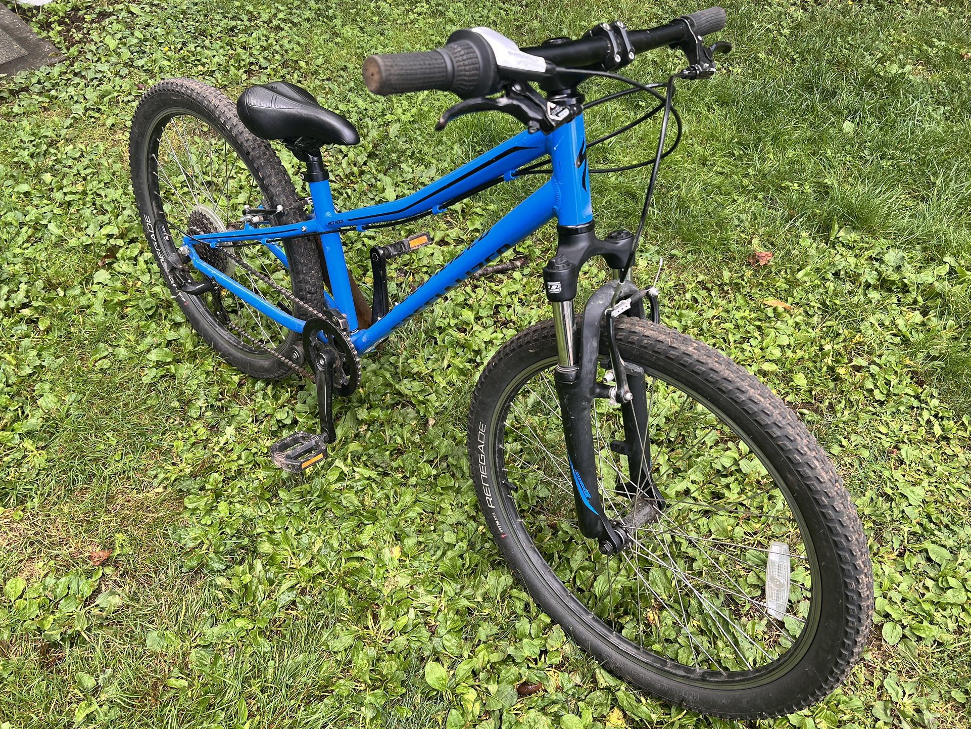 Specialized “Hot Rock” Kids 24” Mountain Bike
