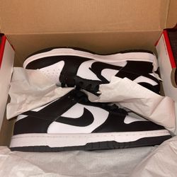 Nike Dunk Low Retro “White Black Panda”