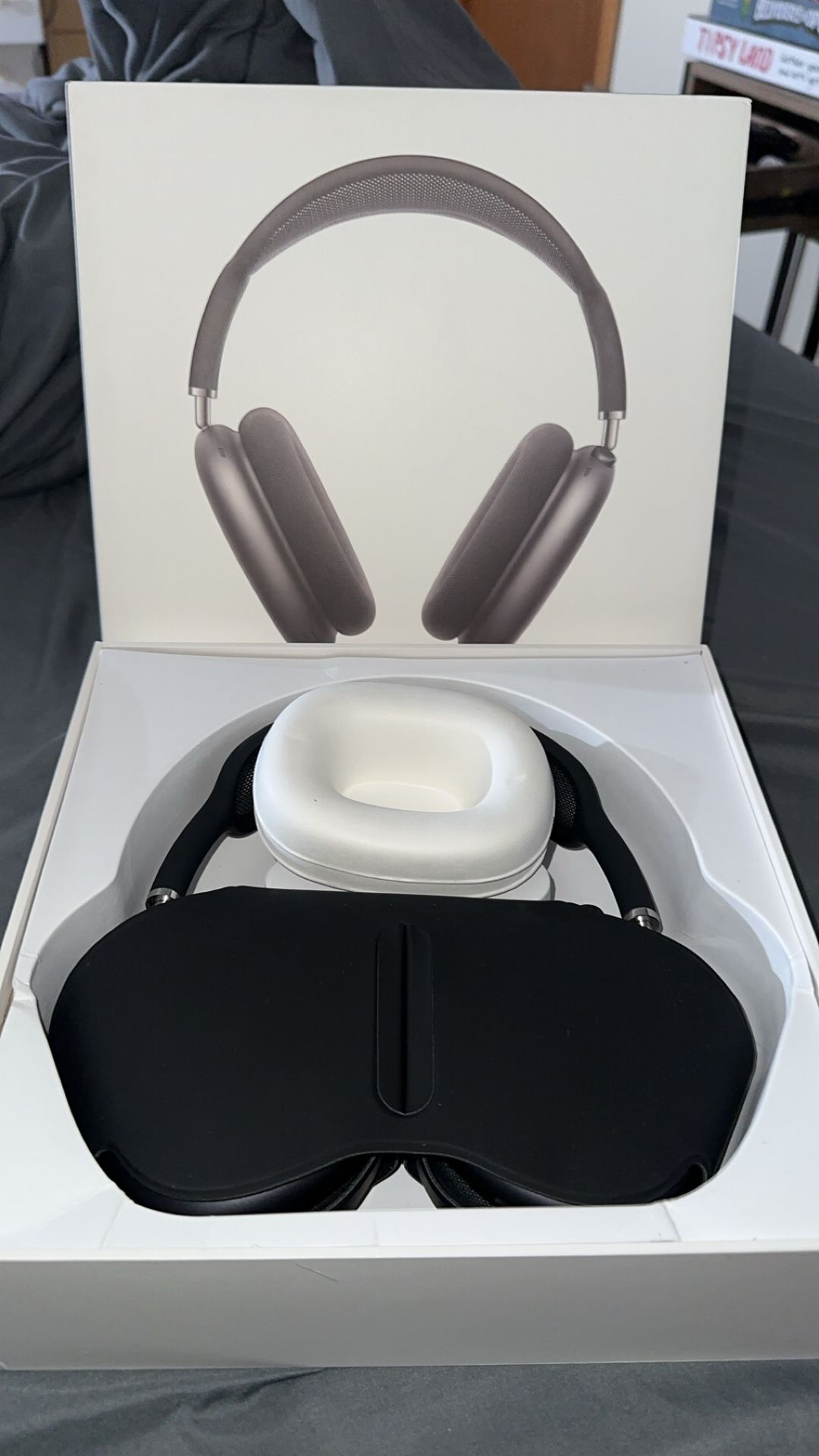 AirPod Max Space Grey