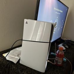 PS4 Slim Disc Version 