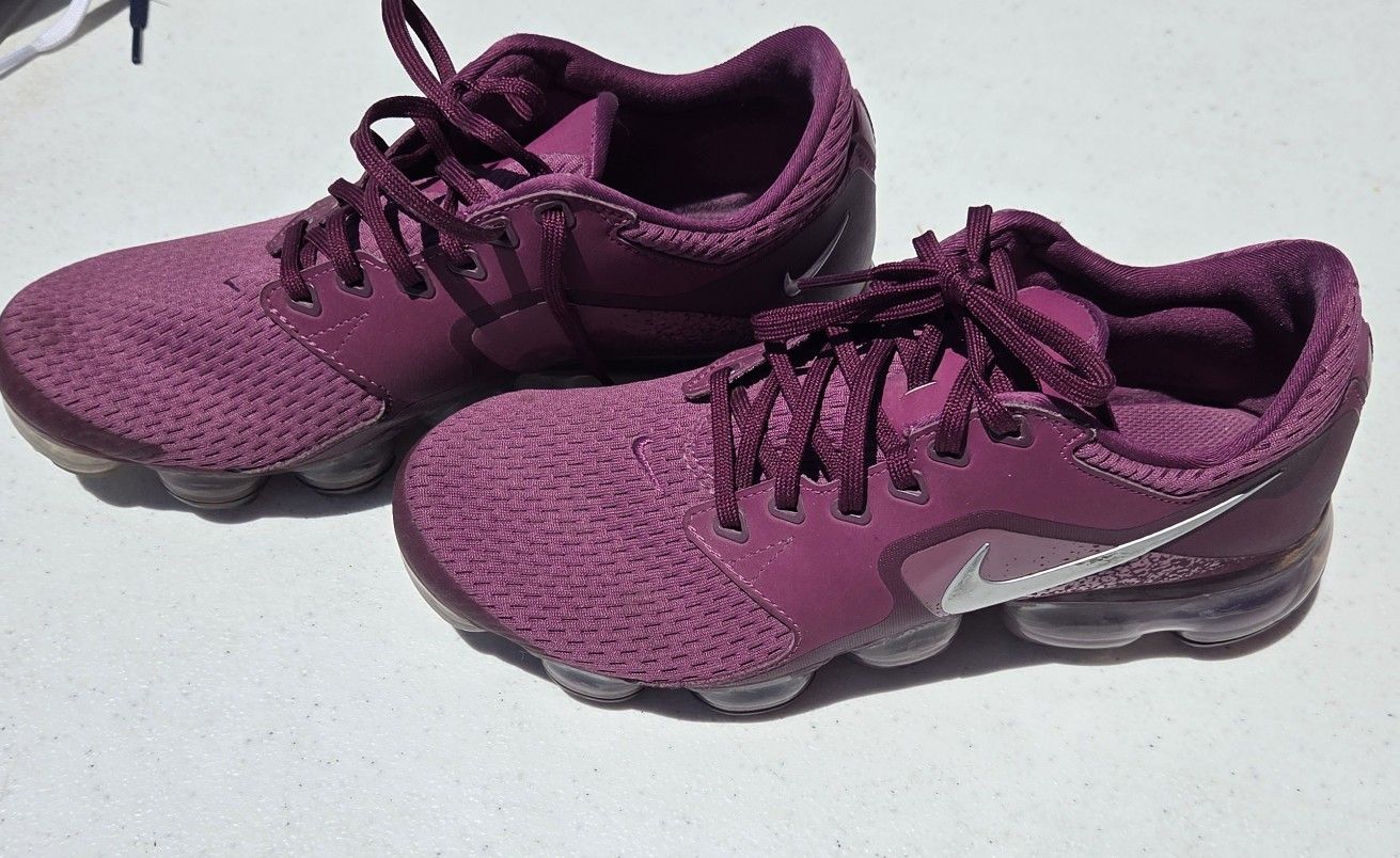 NIKE VAPORMAX Womens Size 6.5 Y
