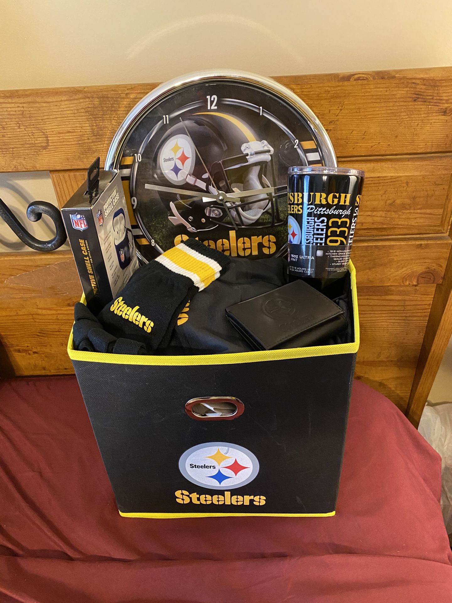Pittsburgh Steelers NFL Bucket