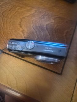 Camera Panasonic Lumix 16X