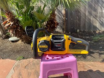 DeWalt 60v  FlexVolt Brushless Cordless Chainsaw