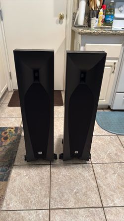 JBL Studio 570 floor standing Speakers