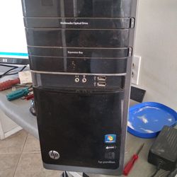 HP Inspirion Desktop and Monitor 2.6 Ghz
