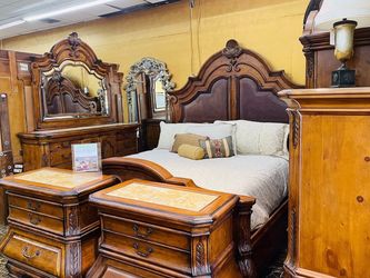 AICO By Michael Amini TUSCANO King Bedroom Set 5 Pieces - TX