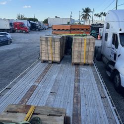 2005 48 Foot Utility Flatbed Trailer. 