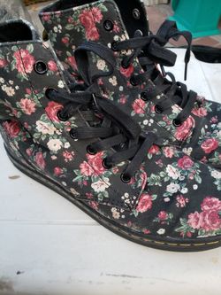Dr. Martens/ Dr. Airwair