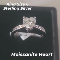 Sterling Silver Ring Size 6