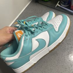 nike dunks 