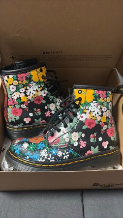 Dr. Martens