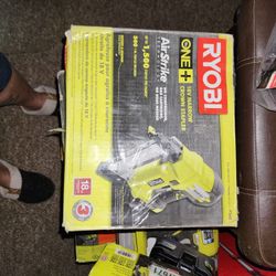 Ryobi Airstrike Nailgun 