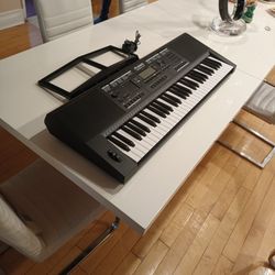 Brand New Alesis Harmony 61 Pro Piano