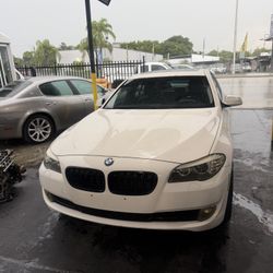 2011 BMW 528i