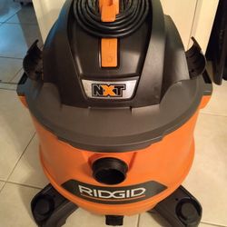 Ridgid Wet Dry Vacuum / Excellent Condition !!!
