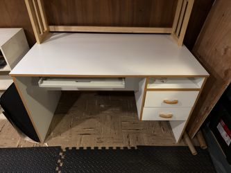 Heavy duty desk