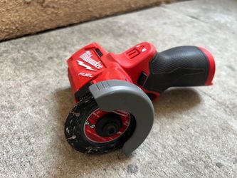 Milwaukee M12 FUEL Brushless 3 in. Cut Off Saw (Tool-Only)