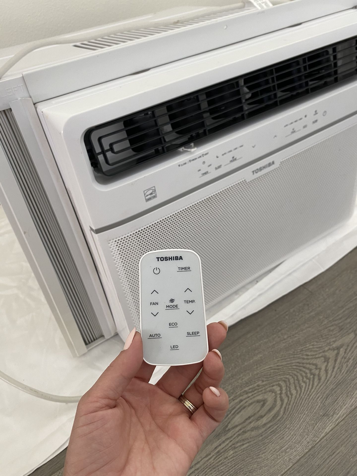 Toshiba Window AC