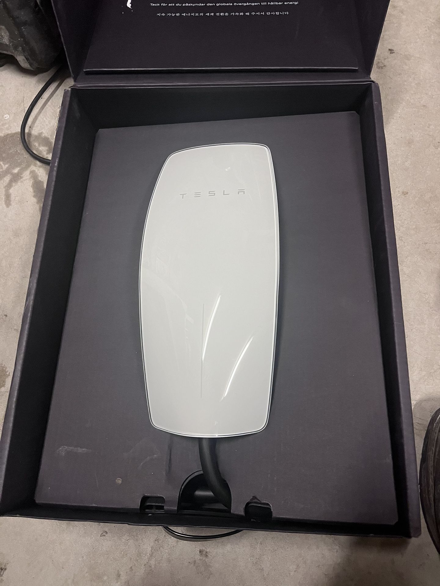 Tesla Charger