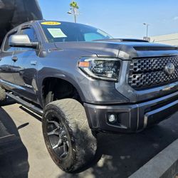 2019 TOYOTA TUNDRA CREWMAX SR5 PICKUP 4D 5FT 4X4