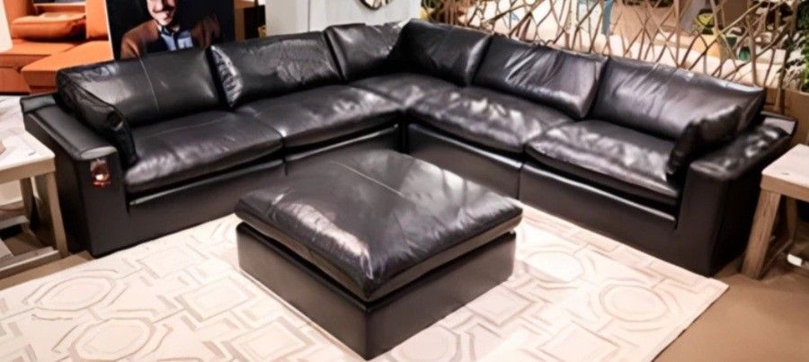 Emilia Black 5-Piece Leather Modular Sectional,seccional, Couch/ Delovery Available