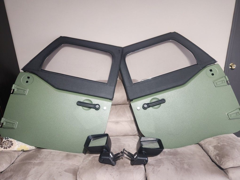 Used In Great Condition Mopar Jeep JK Half Doors (2 Front doors JK)
