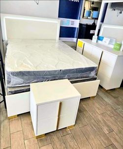 Bedroom Set for Sale!!!! Ask For Price!!! Preguntar precio