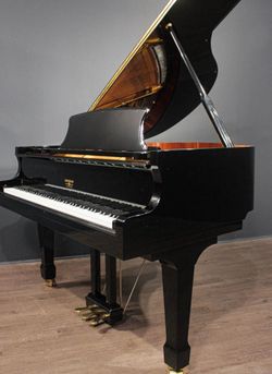 4'8" Hardman Grand Black Piano