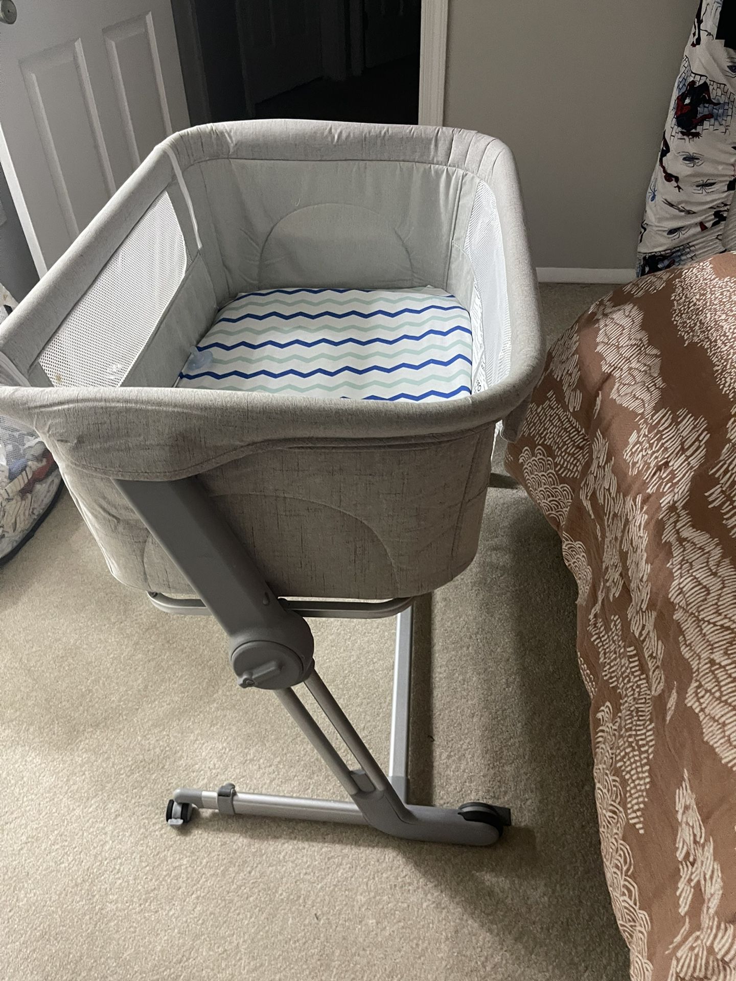Grey Unilove Baby Crib 