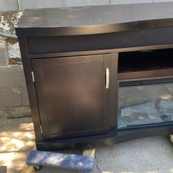 Chimenea Con Mueble Para La Televisión 