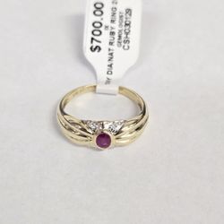 10kt Gold Diamond & Ruby Ring