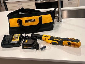 DeWalt Atomic 20 V MAX Lithium-lon Brushless Cordless 1/2 in. Ratchet Kit with 1.7 Ah Oil Resistant Battery, Charger and Kitbag