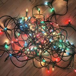 Decorative lighting string Multicolor 100 bulbs

Outdoor and indoor bulbs 

100 bulbs 

10 $

#light_7