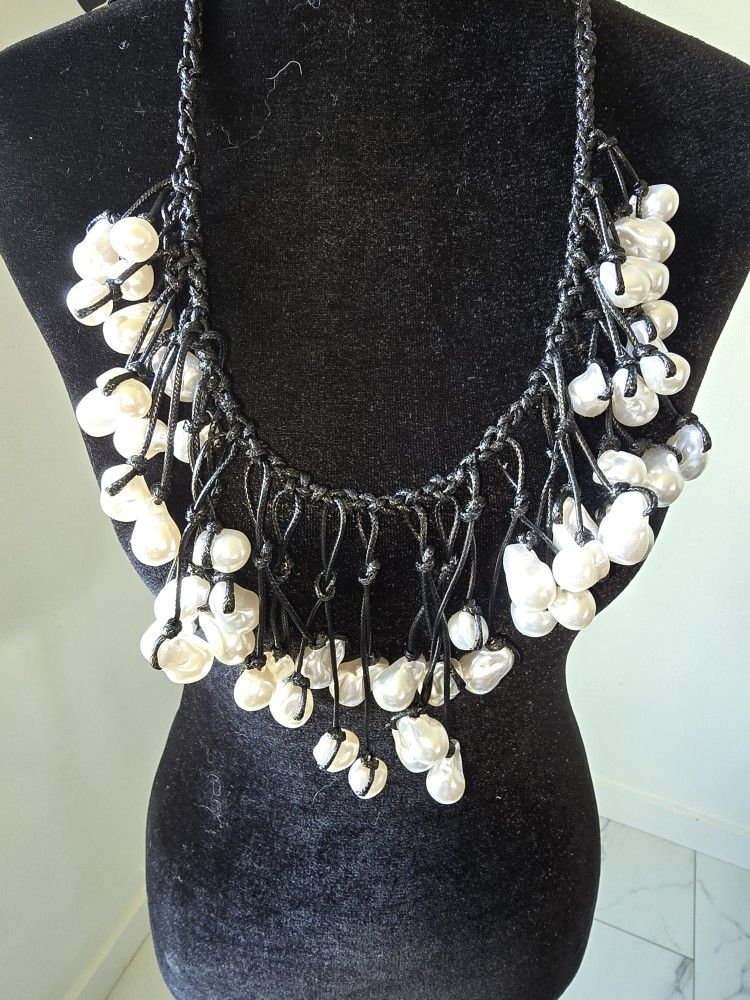 Geometric Imitation Pearl Rope Statement Necklace