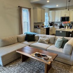 Modular sectional - super comfy!