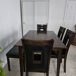 Dining set