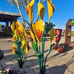 Metal Yard Art, Wind Spinners & POTTERY 🌴 🪷 