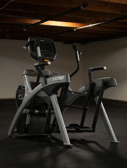 2020 Cybex 770 Arc Trainer – Like New, Commercial Grade - Timonium, MD