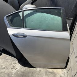 Honda Accord Passenger Rear Door Assembly for 2013’ 2014’ 2015’ 2016’ 2017’