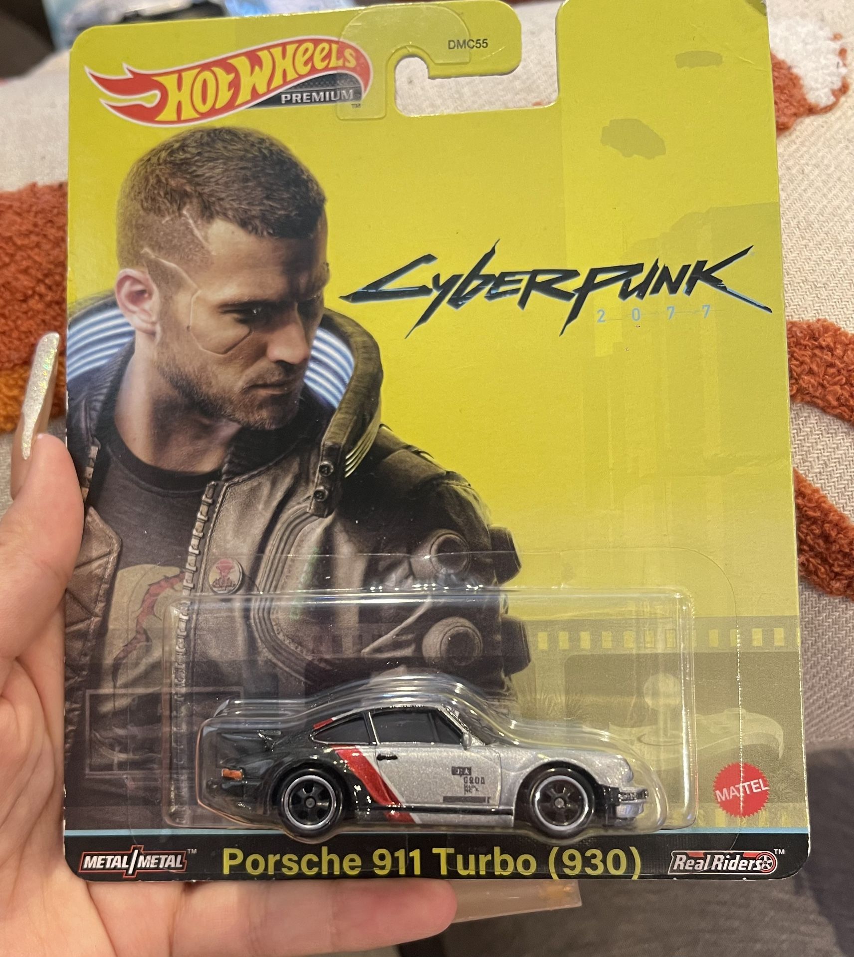 Hot Wheels Premium Cyberpunk 2077 Porsche 911 Turbo (930)