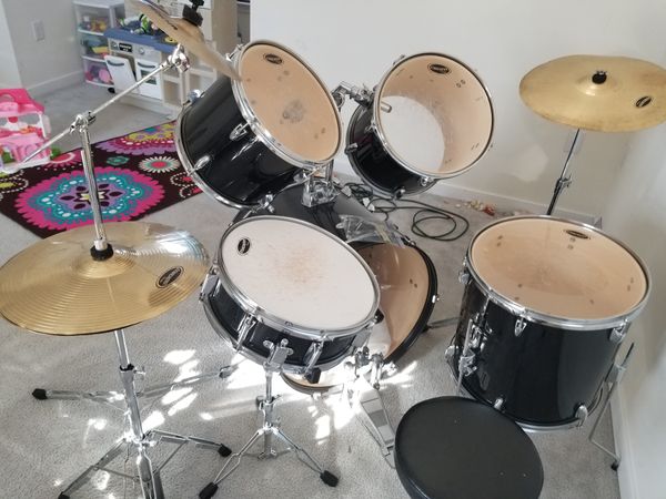 Fender Starcaster Drum set w/Chair for Sale in Richmond, VA - OfferUp Fender Starcaster Drum set w/Chair for Sale in Richmond, VA - OfferUp