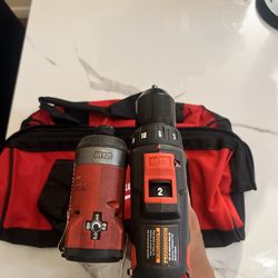 Milwuakee 2 drils m12