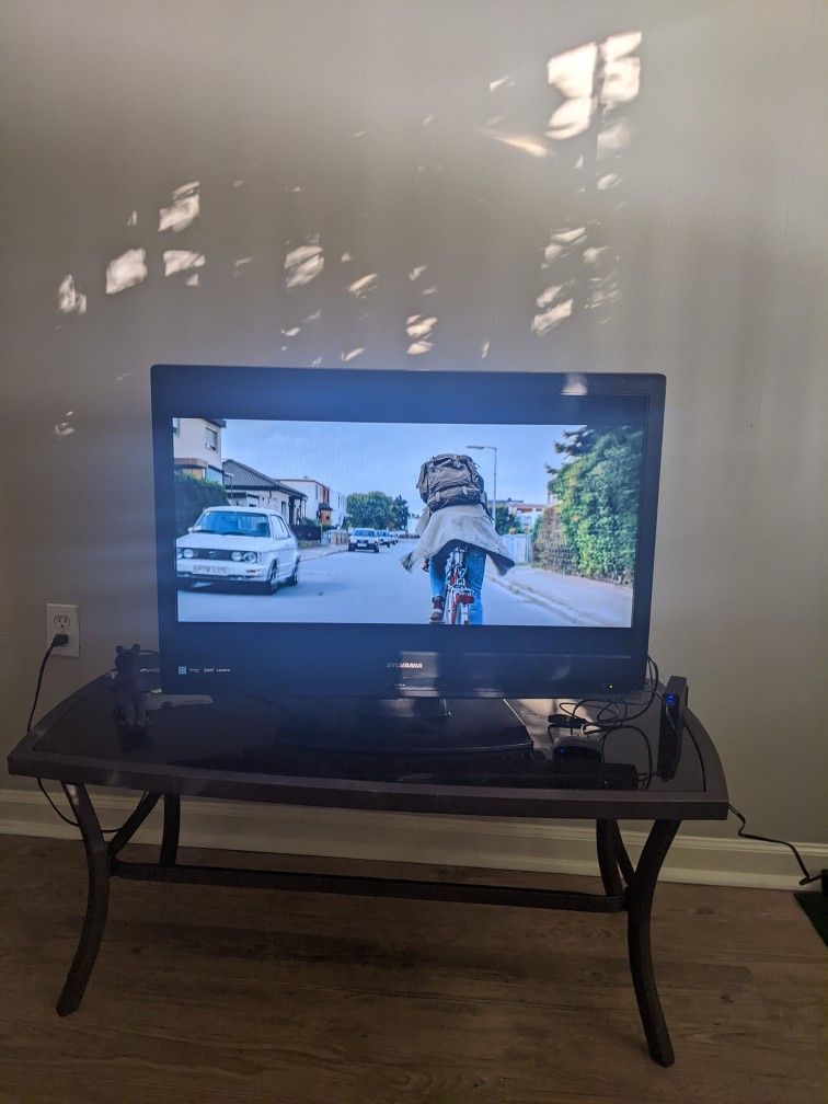 SYLVANIA LC320SL1 32" TV