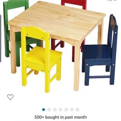 Kids wooden table/ mesa de madera para niños 