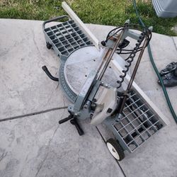 Sawbuck Frame & Trim Saw  Delta