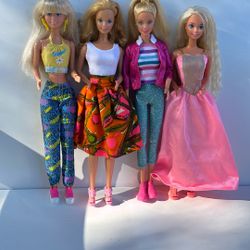 Vintage Barbie Dolls Lot