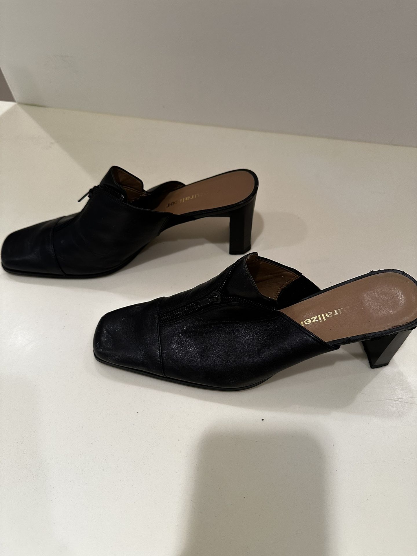 Black Leather Shoes, Size 7