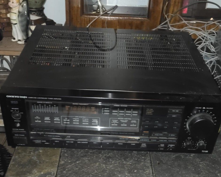 Onkyo Integra Tuner amplifier TXSS